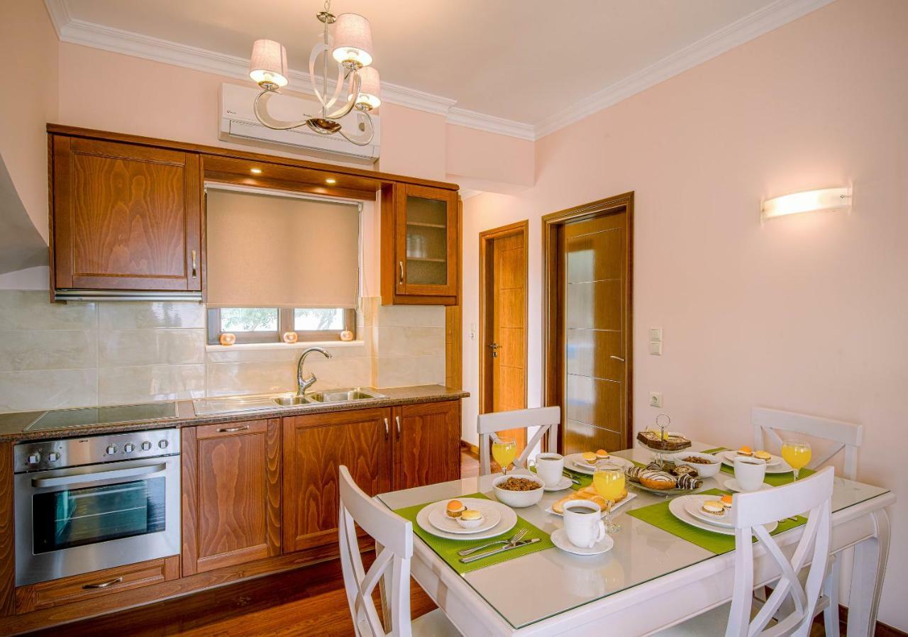 Casa Leone Suites Stalós Eksteriør billede