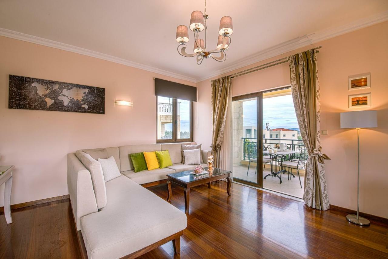 Casa Leone Suites Stalós Eksteriør billede
