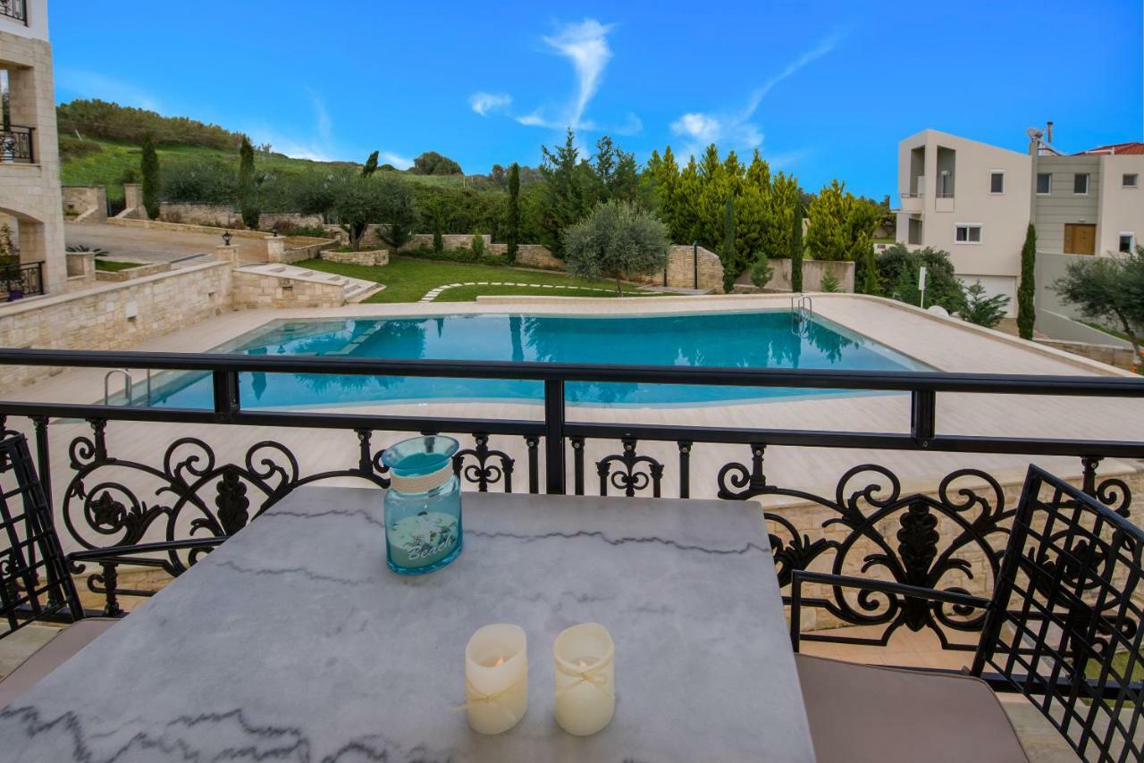 Casa Leone Suites Stalós Eksteriør billede