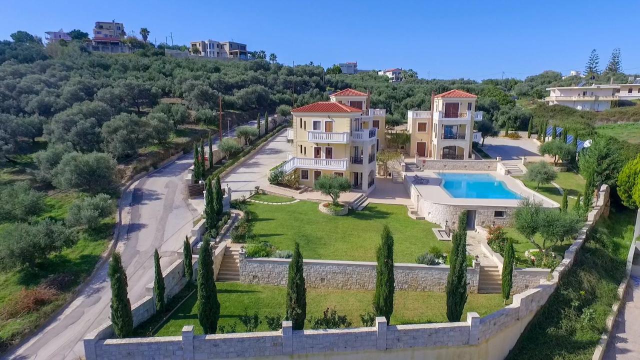 Casa Leone Suites Stalós Eksteriør billede